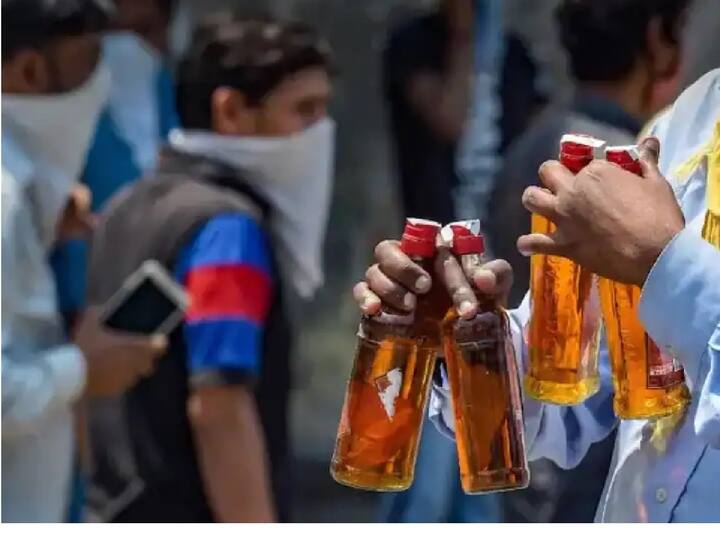 Jharkhand News: Alcohol-fueled Jharkhand dance While opium cultivation is occurring in several parts of the state, the drug trade has grown in the state