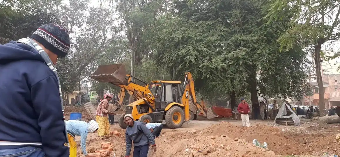 Adityapur Encroachment: A former councillor was arrested in protest when the administration's bulldozer was employed there.