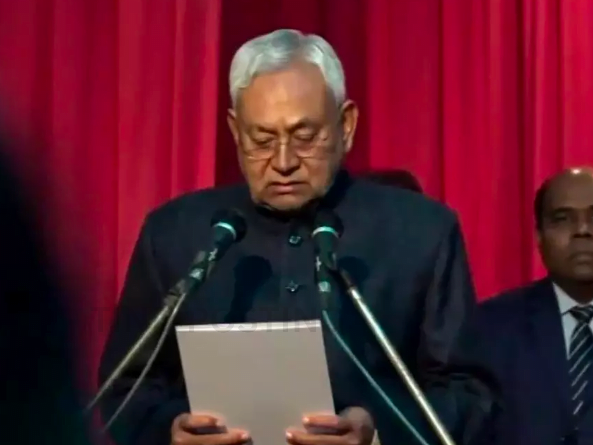 Bihar News: Nitish Kumar takes oath as CM, changes his alliance once again. Nitish now with NDA