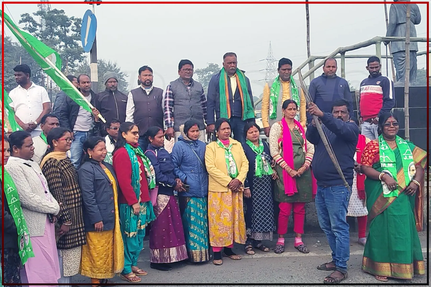 Jharkhand News: JMM members protested on National highway at Kanderbeda, against ED's action on Hemant Soren