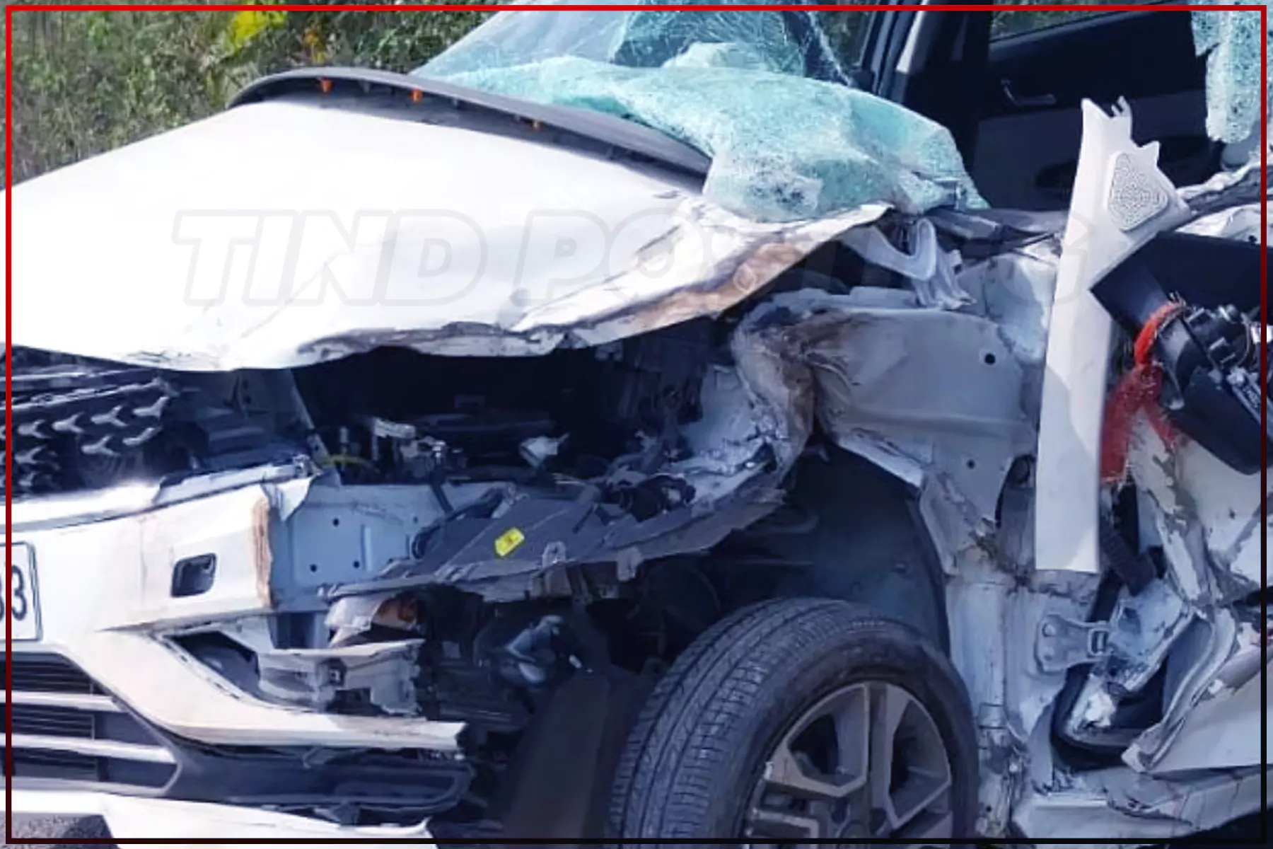 Two dead, Two injured in a collision between car and trailer while returning from Ranchi