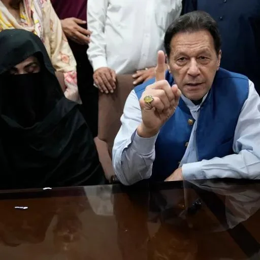 Pakistan's Ex-PM Imran Khan Gets 14 Years, Wife 7, in Corruption Case