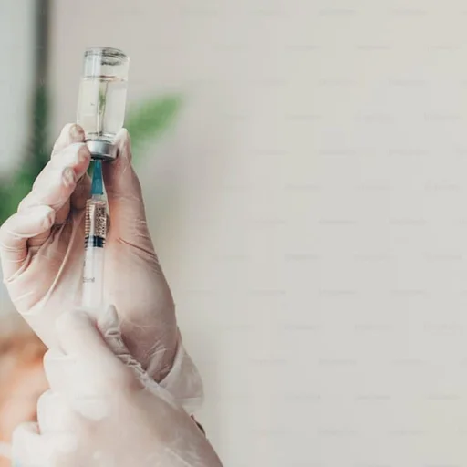 Saudi Arabia Mandates Vaccinations for All Umrah Pilgrims and Visitors