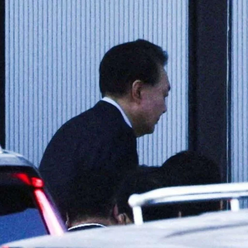 South Korea's Impeached President Awaits Court Decision on Detention