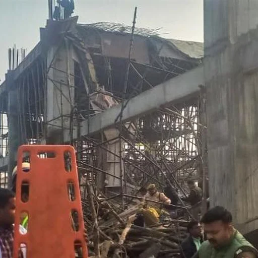 Uttar Pradesh Building Collapse Injures 23 Railway Workers