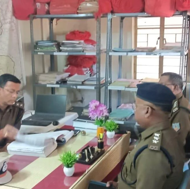 Jamshedpur Police Crackdown: SSP Orders Swift Action on Pending Cases, Crime Control