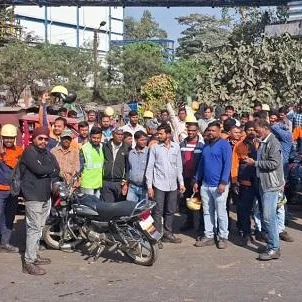 Jamshedpur Tata Steel Vendor Strike: Workers Protest Unfair Pay