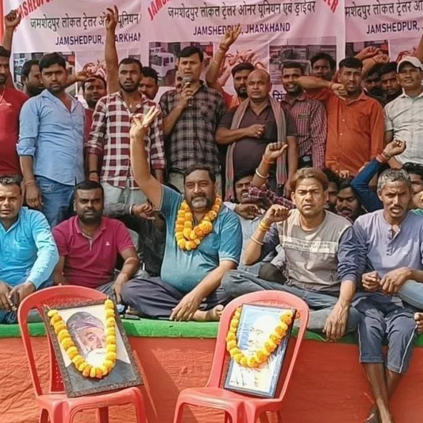 Jamshedpur Trailer Owners on Strike Over Unmet Demands, Hunger Strike Launched