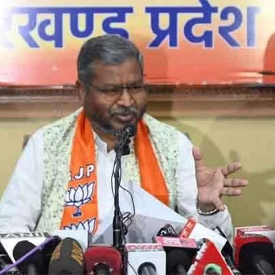 Jharkhand Ayushman Bharat Scheme Faces Criticism, Access Concerns Raised