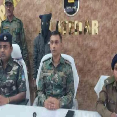 Latest: Notorious Naxal Leader Arrested in Jharkhand for Extortion, Threats