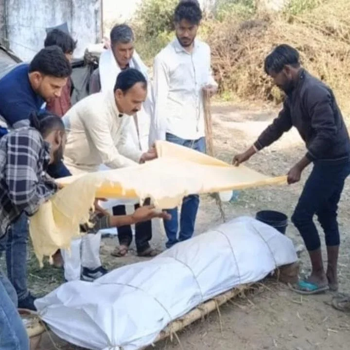 Moradabad Muslims Perform Hindu Man's Last Rites in Moving Display of Unity
