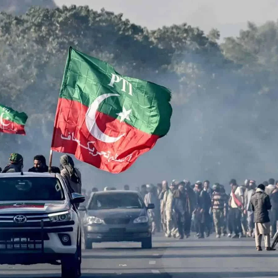 Pakistan: PTI Leaders Arrested as "Black Day" Protests Erupt Over Election Rigging Claims