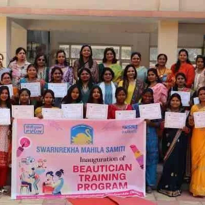 Ramgarh Beautician Workshop Empowers 20 Women; 4 Start New Careers